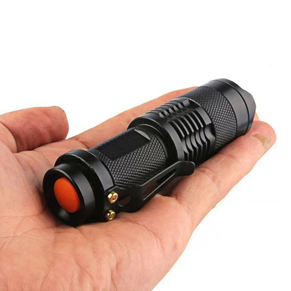 Lampe Torche LED Puissante
